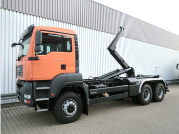 Camion ampliroll MAN TGA 26.310