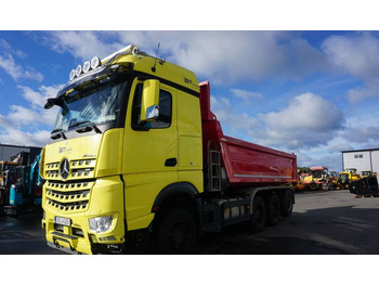 Camion benne MERCEDES-BENZ Arocs