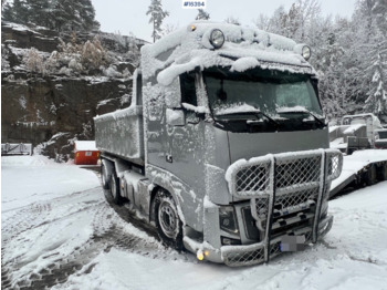 Camion benne VOLVO FH16