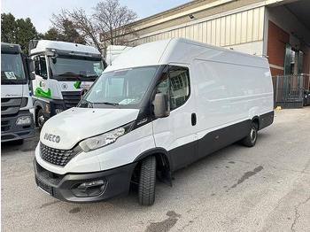 Fourgon utilitaire IVECO