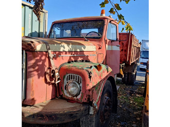 Camion porte-conteneur/ Caisse mobile SCANIA