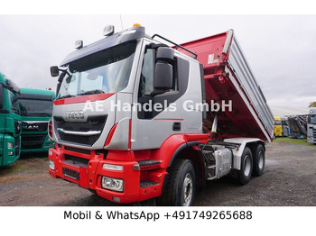 Camion benne IVECO Trakker