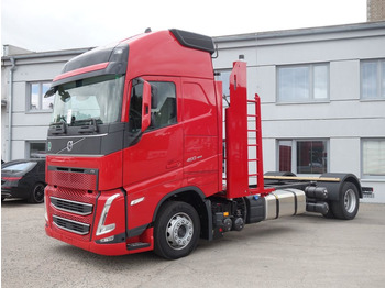 Camion porte-voitures VOLVO FH13