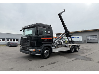 Camion ampliroll SCANIA R124