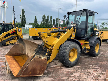 Chargeuse sur pneus CATERPILLAR 908M