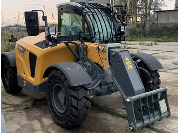 Chariot télescopique LIEBHERR