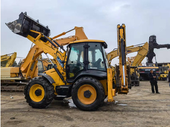 Tractopelle JCB 4CX