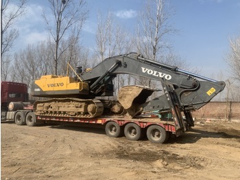 Pelle sur chenille VOLVO EC460BLC