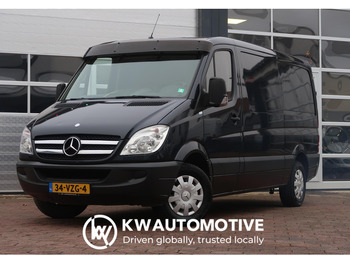 Fourgonnette MERCEDES-BENZ Sprinter 211