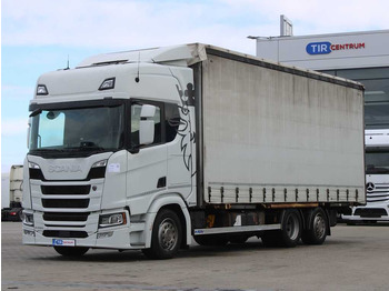 Camion à rideaux coulissants SCANIA R 450