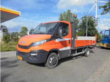 Fourgon grand volume IVECO Daily 35s14