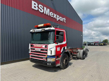 Camion ampliroll SCANIA P124