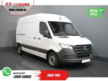 Fourgonnette MERCEDES-BENZ Sprinter 211