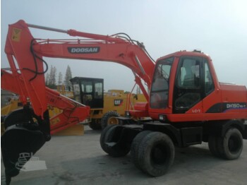 Pelle sur pneus DOOSAN DH150W-7