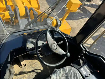 Chargeuse sur pneus Second Hand Pay LoaderNice Performance Original Loader Used Komatsu Wa470 Loader Second Hand Wheel Loader Hot Sale: photos 4