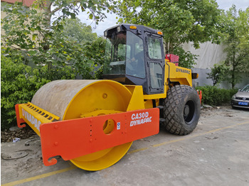 Compacteur à pieds de mouton/ Monocylindre DYNAPAC