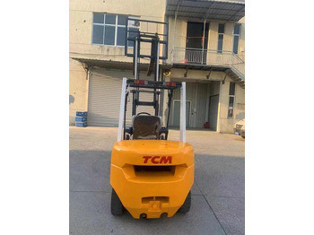 Chariot élévateur diesel Used Excellent Working Condition TCM FD30 Forklift 3 Tons Second Hand Diesel Forklift TCM FD30 for Sale in Shanghai Yard: photos 5