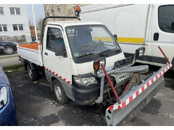 Engin de déneigement PIAGGIO