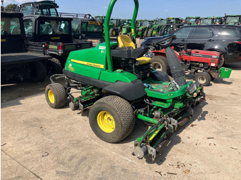 Motofaucheuse JOHN DEERE 7500