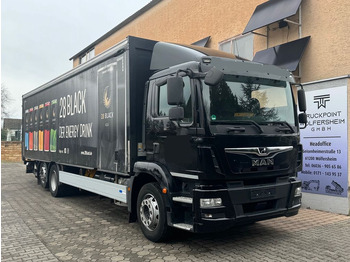 Camion pour le transport de boissons MAN TGM