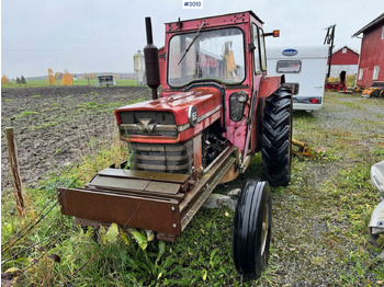 Tracteur agricole MASSEY FERGUSON 1000 series