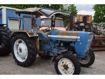 Tracteur agricole FORD