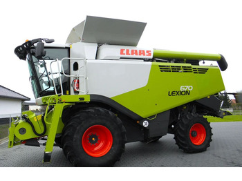 Moissonneuse-batteuse CLAAS Lexion 670