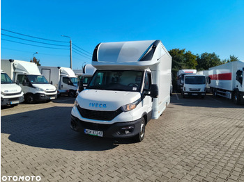 Fourgon grand volume IVECO Daily 35s14