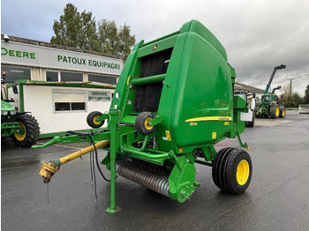 Presse à balles rondes JOHN DEERE