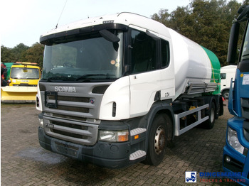 Camion citerne SCANIA P 320