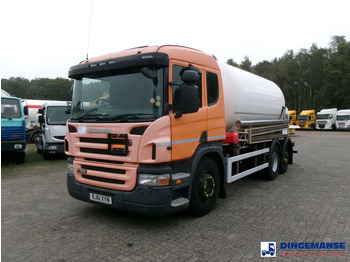 Camion citerne SCANIA P 320