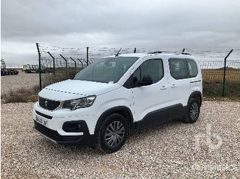 Voiture PEUGEOT