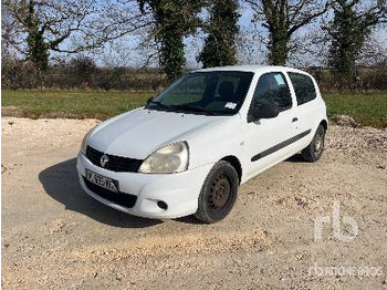 Fourgon utilitaire RENAULT