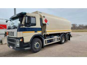 Camion citerne VOLVO FM