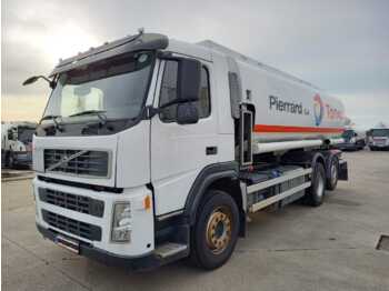 Camion citerne VOLVO FM