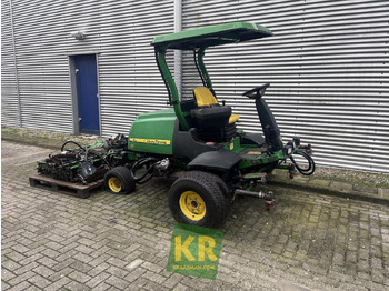 Motofaucheuse JOHN DEERE 8700