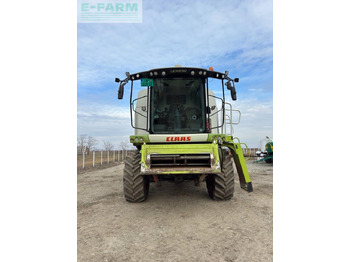 Moissonneuse-batteuse CLAAS Lexion 650: photos 3