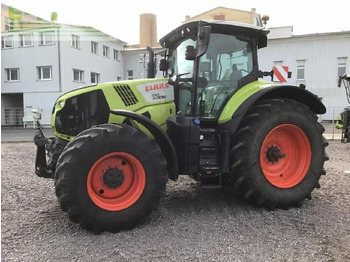 Tracteur agricole CLAAS Axion 810