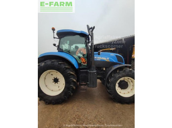 Tracteur agricole NEW HOLLAND T7.200