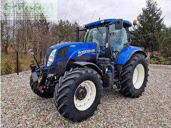 Tracteur agricole NEW HOLLAND T7.200