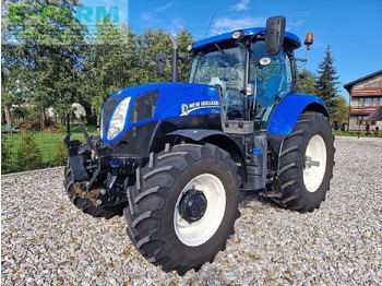 Tracteur agricole NEW HOLLAND T7.200