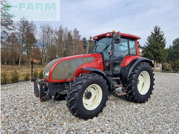 Tracteur agricole VALTRA T120