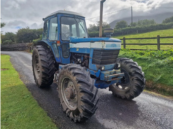 Tracteur agricole FORD