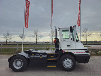 Tracteur portuaire TERBERG - YT220: photos 3