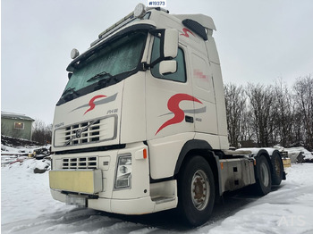 Tracteur routier VOLVO FH12