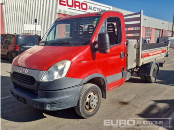 Utilitaire plateau IVECO Daily