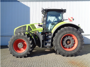 Tracteur agricole CLAAS Axion 950