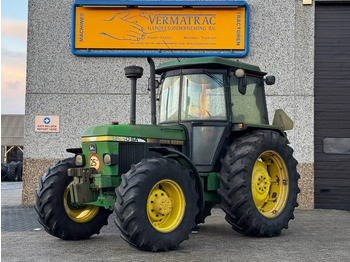 Tracteur agricole JOHN DEERE 2850