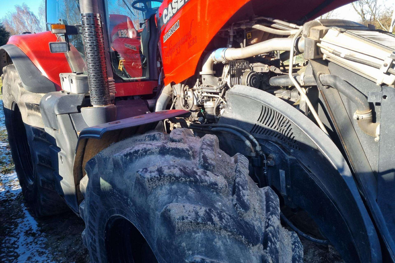 Tracteur agricole Case-IH Magnum 315: photos 6