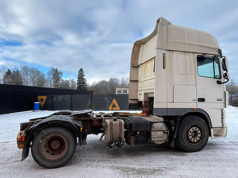 Tracteur routier DAF XF 105.410 4x2 NOT ROADWORTHY ! / HYDRAULICS: photos 6